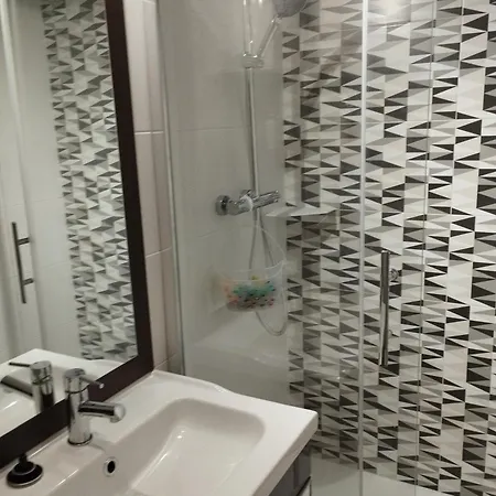 Bord De Avec 2 Velos 莱萨布勒-多洛讷