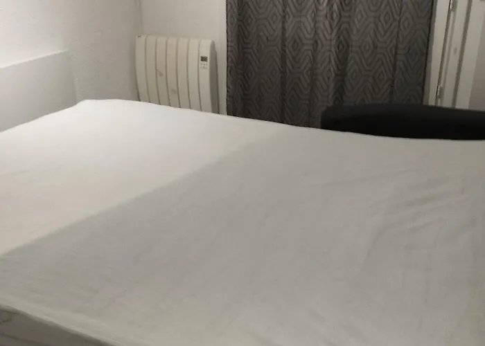 Bord De Avec 2 Velos لي سابلِ دولونْ