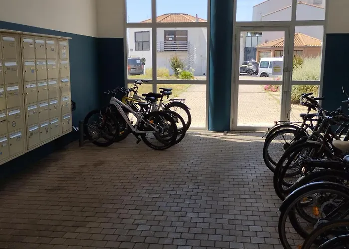 Bord De Avec 2 Velos Lägenhet