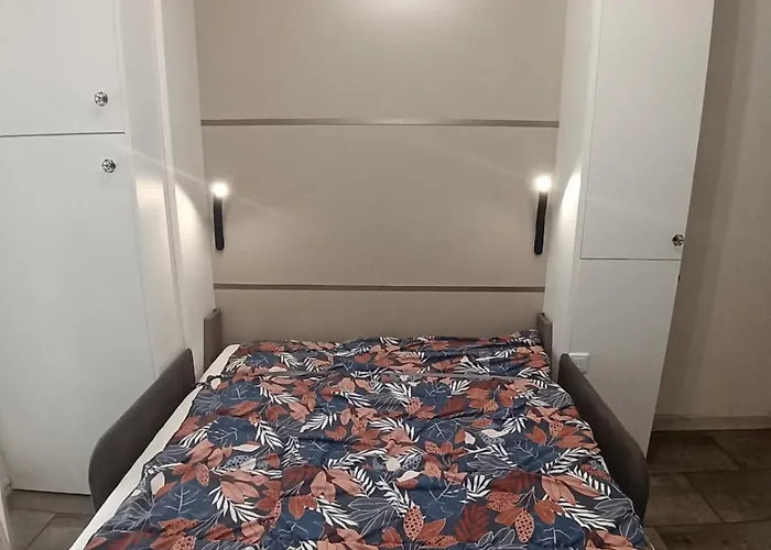 Bord De Avec 2 Velos شقة *